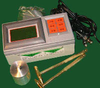 �������y��x