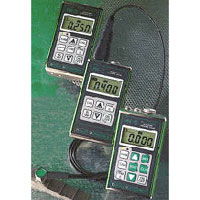 �����y(c��)��x